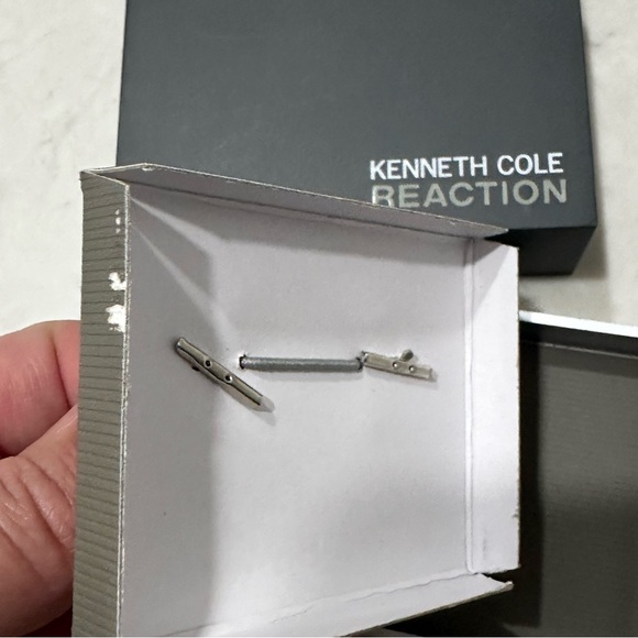 Kenneth Cole Cufflinks Brushed Polished Steel Silver Tone Rectangle Mens New - Picture 8 of 12